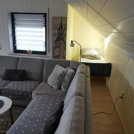 Zur Langen Heide Apartment