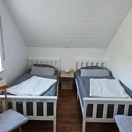 아파트 Zur Langen Heide 힐드부르크하우젠